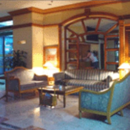 סן פדרו מקאטי Citadel Inn Makati מראה חיצוני תמונה